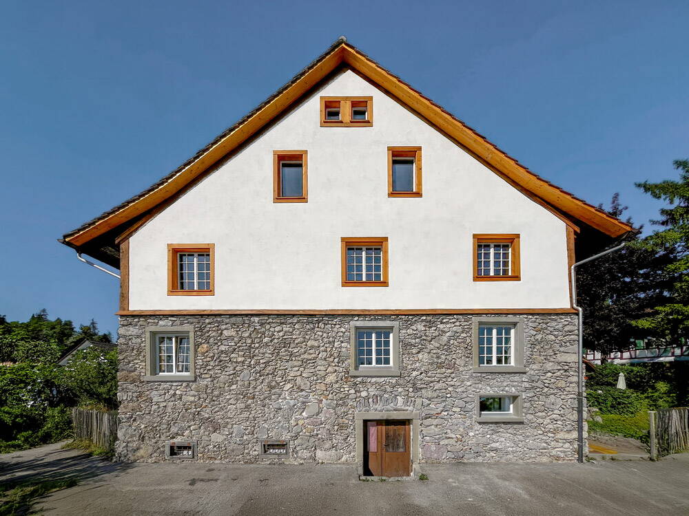 fassade_thalwil_7.jpg ... und nachher: originalgetreu ertüchtigt.