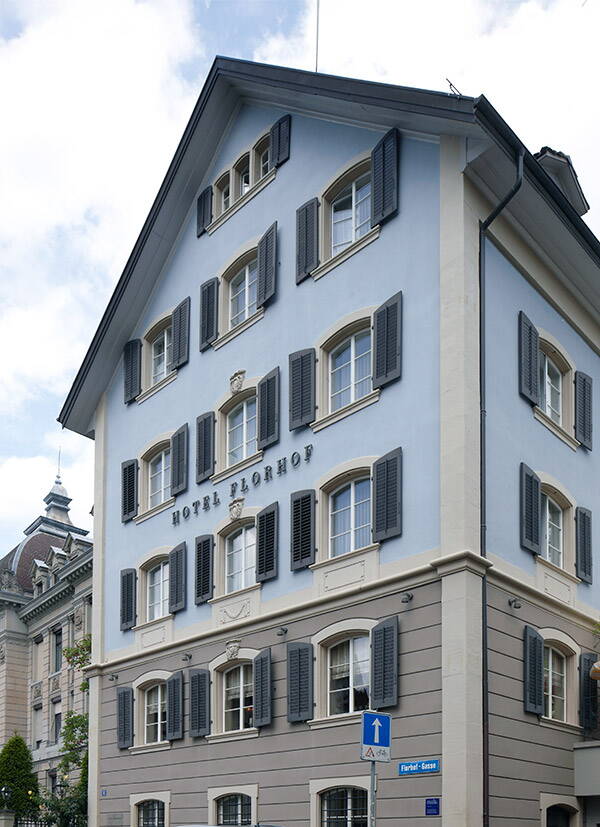 altbauweisheit_nr10_12b.jpg Das Hotel Florhof in der Zürcher Altstadt: neuer Glanz dank eines mineralischen Feinputzes plus Neuanstrich